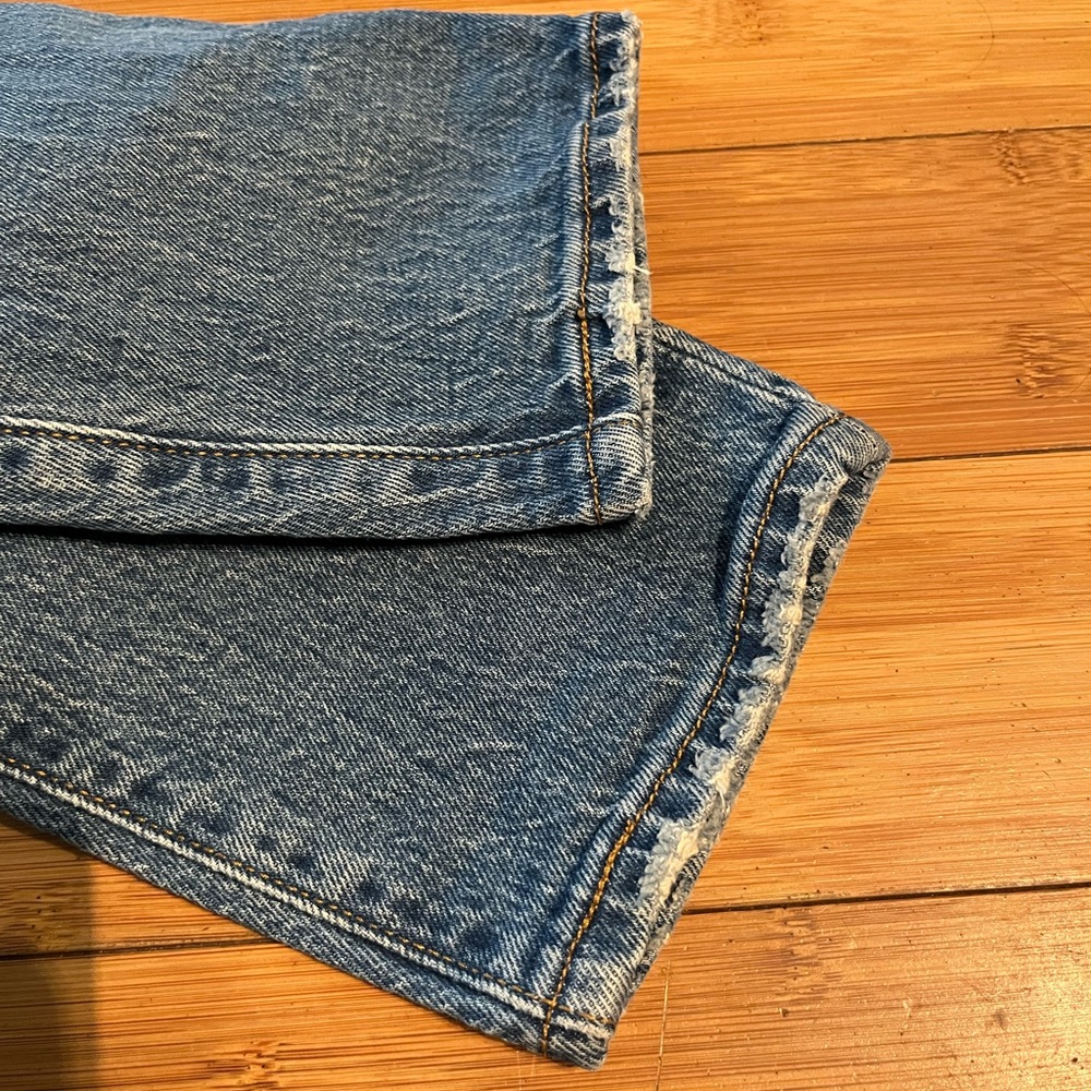 Levi's Wedgie Straight Leg Button Fly Classic Blue Jeans size 27 - Picture 12 of 12